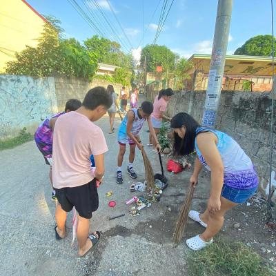 B17 Youth Clean Up Drive 12