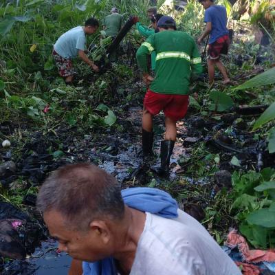 Declogging Operations Successfully Address Drainage Issues 5